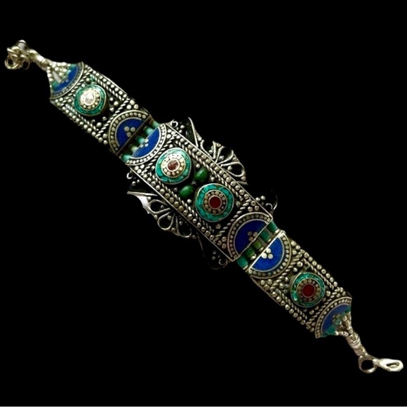 NEW Handmade Tibetan Silver with Genuine Lapis, Turquoise & Coral Bracelet. - Picture 8 of 8